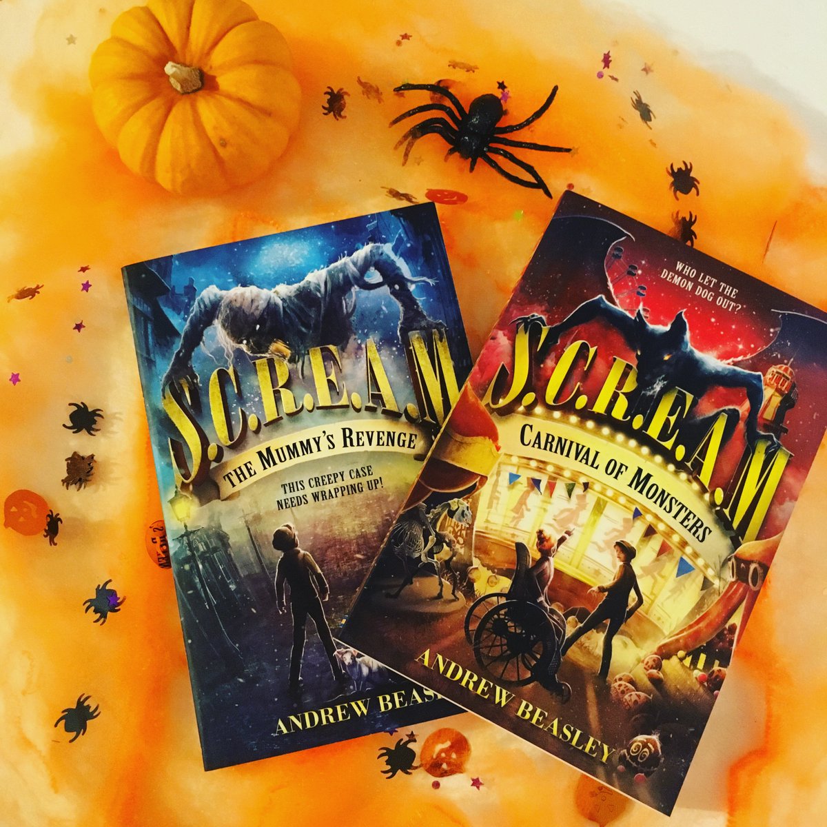 ABeasley_author's tweet image. While #Scream5 is trending, thought it would be churlish not to shout out #Scream1 and #Scream2 ... or, to put it another way, to shamelessly self promote my award winning children's series - Like #DoctorWho? Like #SherlockHolmes? You'll like these. Hopefully!