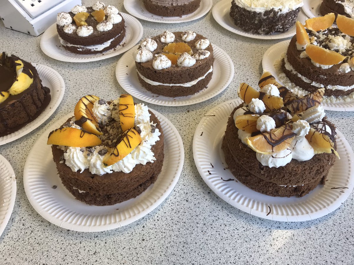 StMachar_HE's tweet photo. Blown away by the practical cookery pupils today! Great work 👏🏻😻 @stmacharacademy https://t.co/4woyNlpbDm
