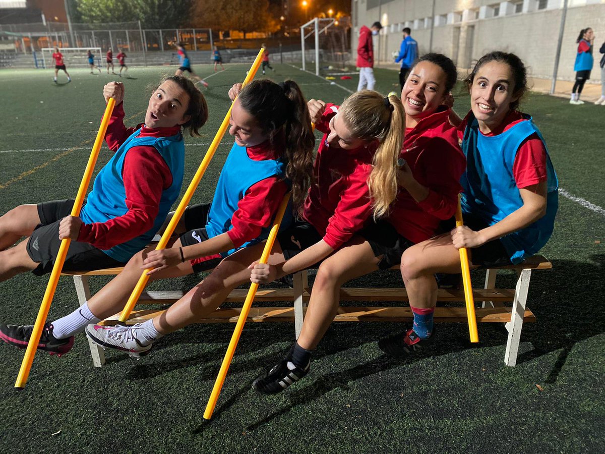 CFPalleja_'s tweet photo. 🔴⚫️ NACIONAL FEMENÍ | Aquesta setmana descansem, però seguim remant per intentar seguir en la bona direcció❗❗❗
🚣🏽♀️🚣🏽♀️🚣🏽♀️
#EquipdeRem
#1aNacional #futfem #SomCFPallejà #EndavantPallejà https://t.co/OGFwQ5ZSfI