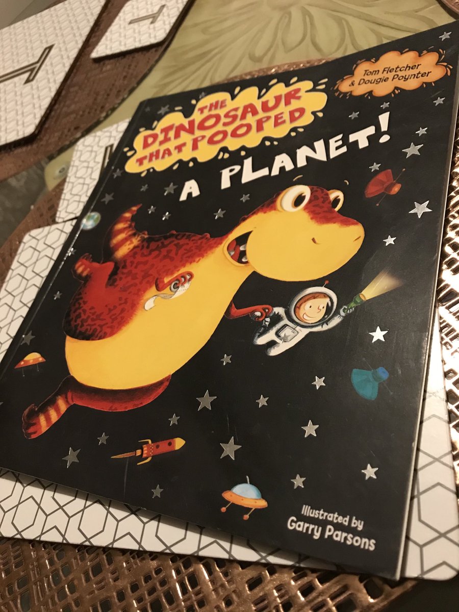 cleorob19442434's tweet photo. Me and Harper have just read this story book. We had so much fun, we laughed from start to finish 😂. Harper’s reading was fantastic too ☺️ she even got 100% on accelerated reading 👏 @Class3L_WS @school_ws https://t.co/212husuAAr