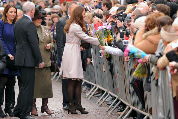 & finally, my favorite visit William & Catherine have done in the United Kingdom: The Duchess of Cambridge visits Cambridge #WorthTheWorld