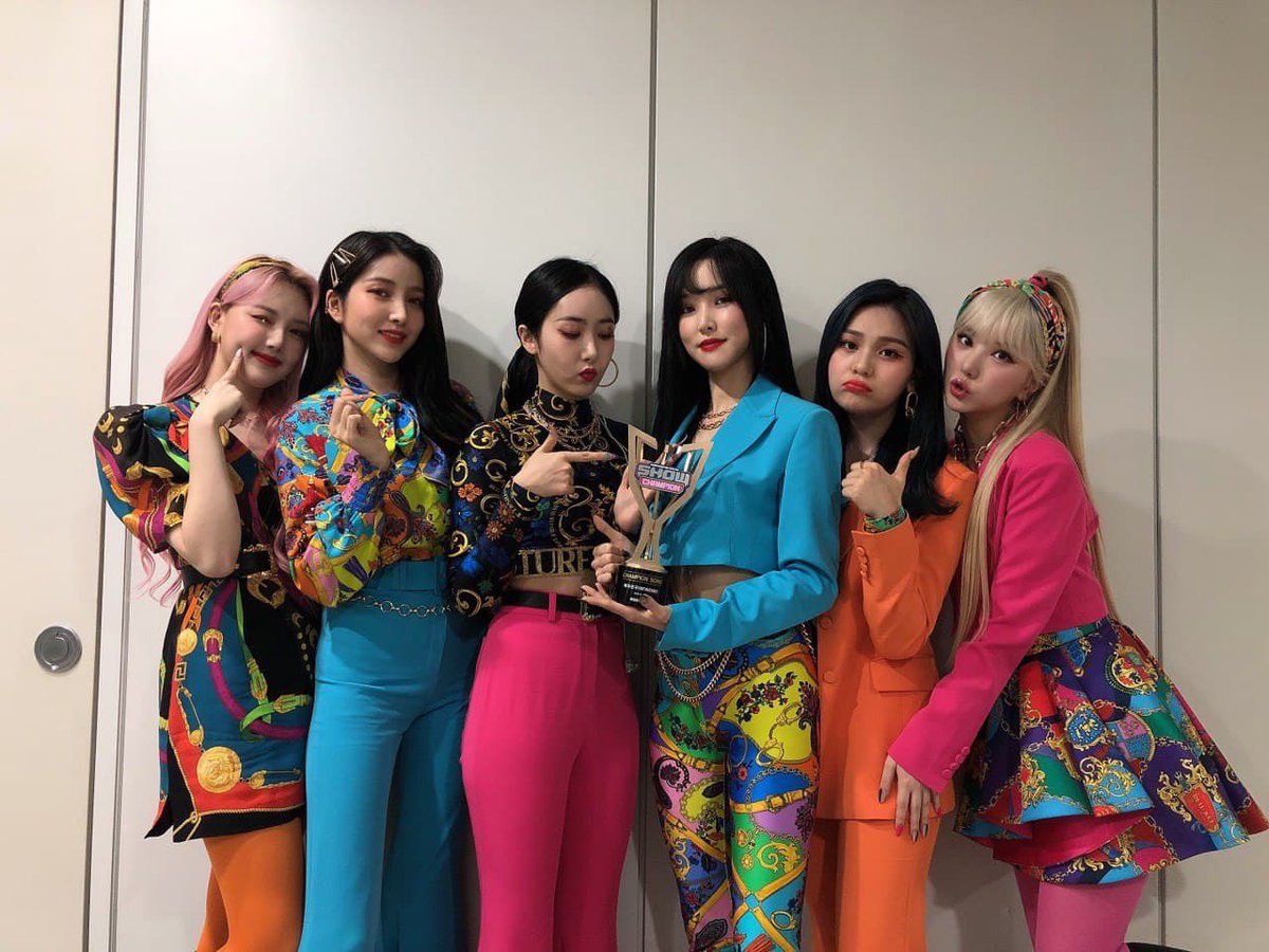 myyuju67's tweet photo. เพิ่งจะรู้ว่าได้ถ้วยก็เกือบห้าทุ่ม
ดีใจเหลือเกิน
#MAGO2ndWin
#GFRIEND71stWin
#MAGO
#GFRIEND𓈉
#여자친구 https://t.co/R77uYeUyKg