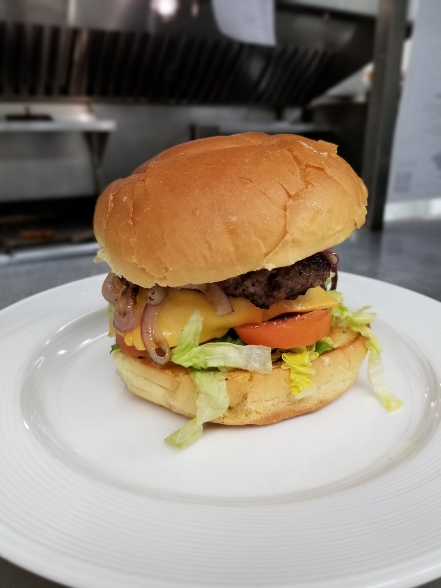 Happy Wednesday! We would like to introduce #BurgerDay with our Hockey Rink Burger. Featuring two 63 Acres Beef patties, 2 slices of cheese, lettuce, tomato, onion, and house burger sauce.
Only $14, including a side, all day Wednesday!
#VGCC #Vernongolfandcountryclub