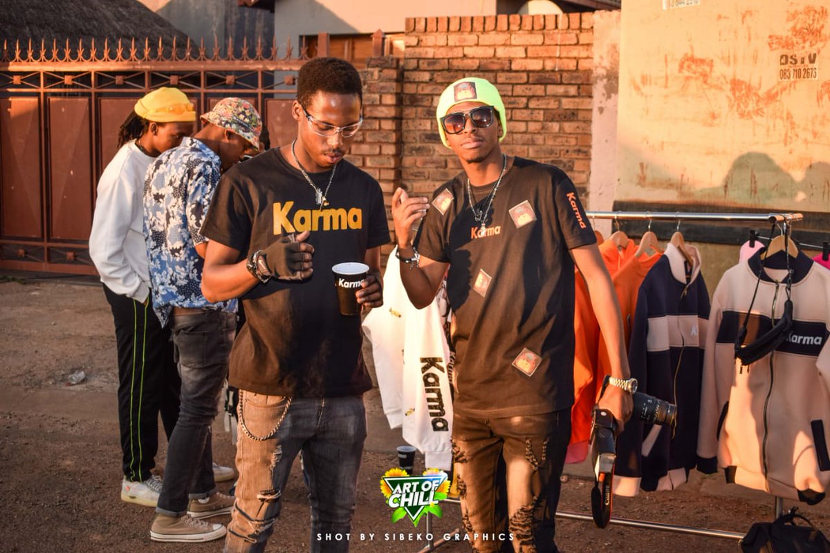 artofchillsa's tweet photo. Let's Link Up At Art Of Chill On The 6th Of December At The Hospital View Park, Flint Mazibuko Drive In Tembisa For Some Chilled Vibes. R50 Gets You In, R80 For VIP. No Cooler Boxes Allowed. Food And Drinks Will Be Sold Inside. 🌻🍃🌍 https://t.co/1cZxRLfI0z