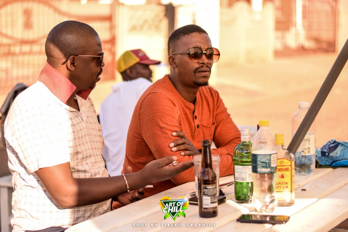 artofchillsa's tweet photo. Let's Link Up At Art Of Chill On The 6th Of December At The Hospital View Park, Flint Mazibuko Drive In Tembisa For Some Chilled Vibes. R50 Gets You In, R80 For VIP. No Cooler Boxes Allowed. Food And Drinks Will Be Sold Inside. 🌻🍃🌍 https://t.co/1cZxRLfI0z