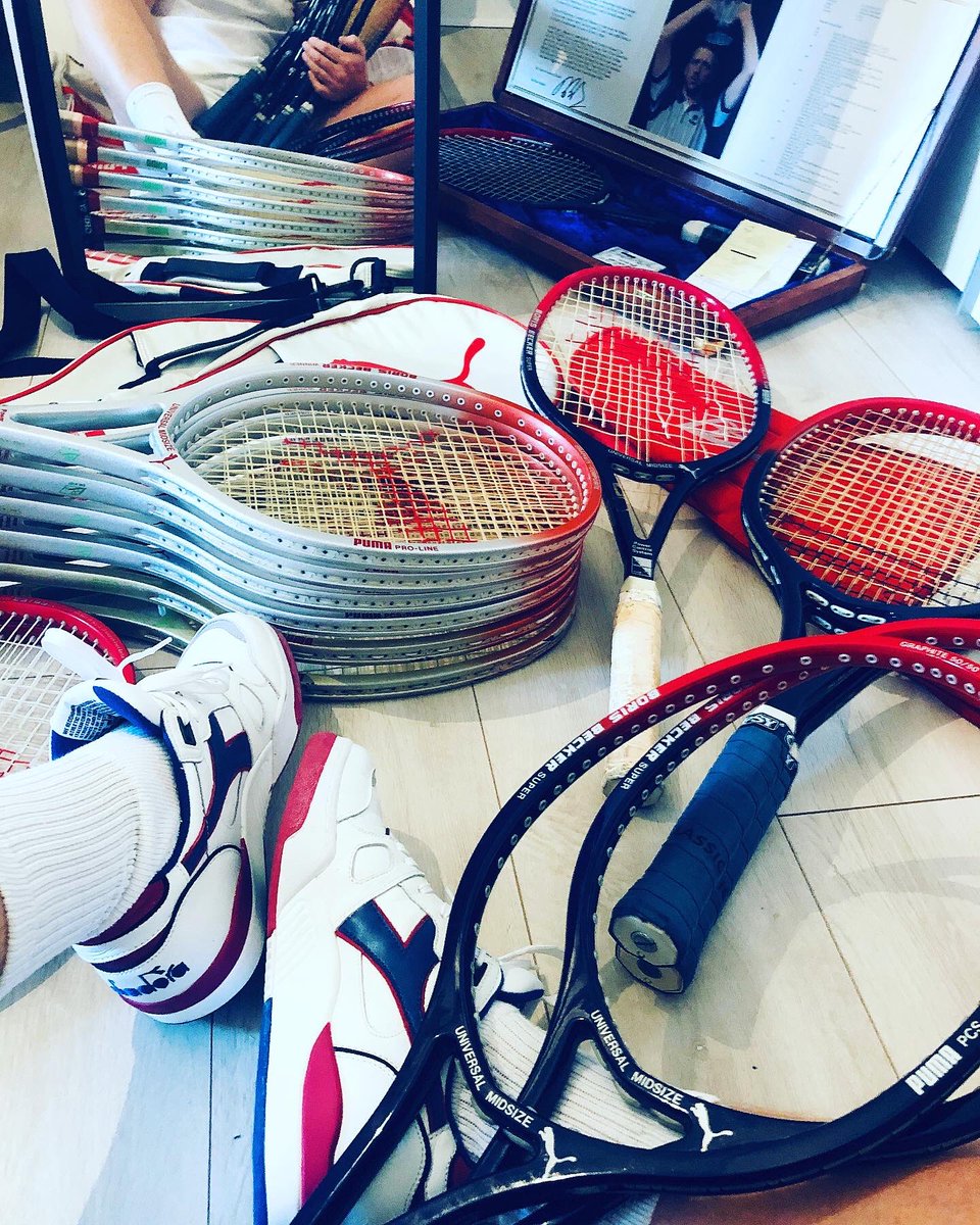yvi_roda's tweet photo. The best place...🎾😉❤️ #puma #museuminprogress #pumasuper #pumawinner #estusa #ipds #tennis #babolat #borisbecker #teambecker #diadora #myprivatecollection #tennisschläger #schläger #racket #fila #tennisracket #tennisrackets #pumaracket #pumatennisschläger @TheBorisBecker https://t.co/vGvOxgK1Qi