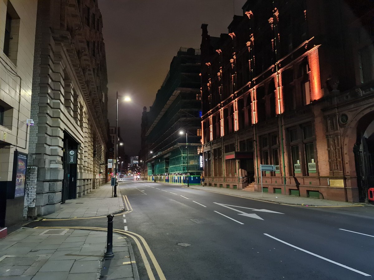 London_W4's tweet photo. When I return to Manchester, I'm hoping to see people. 
#Manchester #manchesterlockdown https://t.co/FQx3bvquwk