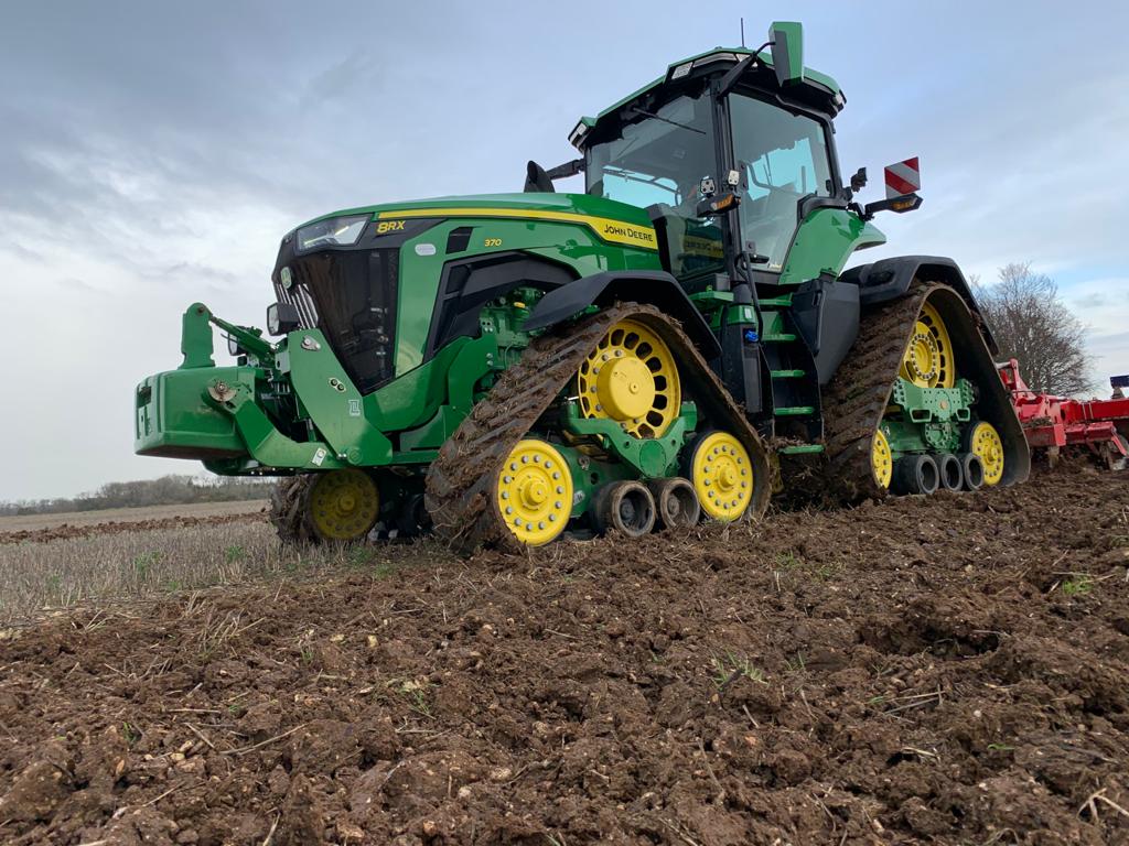 🌱 The Soil Specialist 🌱                                     The John Deere 8RX offers the soil conservation features of tracks with the handling wheels. High levels of Maneuverability &amp; reduced slippage makes the John Deere 8RX the most versatile tractor available #Unbeaten
