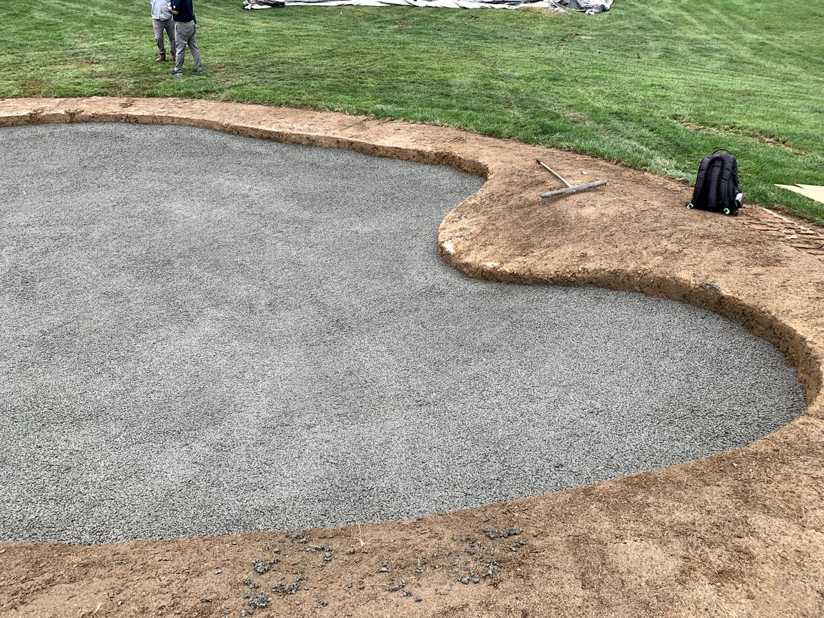 CapillaryFlow's tweet photo. Capillary Concrete bunkers being installed at Wilmington Country Club in Delaware with McDonald & Sons.
#capcon #bunkerliners #golf #golfcourse #golflife https://t.co/AHw7BEJgtL