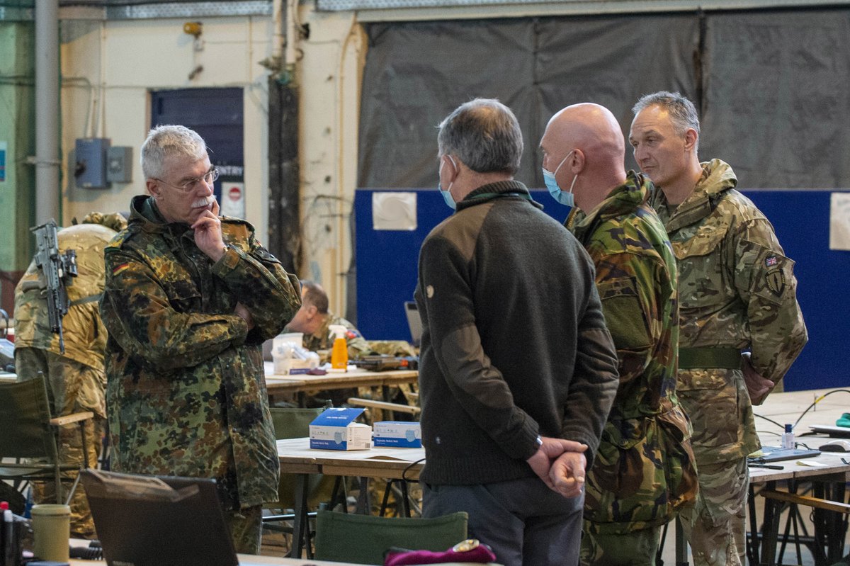 NATOJFCBS's tweet photo. Gen Vollmer, Commander @NATOJFCBS, met w/ SACEUR, Gen Wolters, during #LoyalLeda20: 

"This exercise has demonstrated @NATO's capabilities. The @HQARRC has successfully trained to command up to 1⃣2⃣0⃣,0⃣0⃣0⃣ personnel in support of NATO. This is a major contribution!"

#WeAreNATO https://t.co/u8q34tD7D7