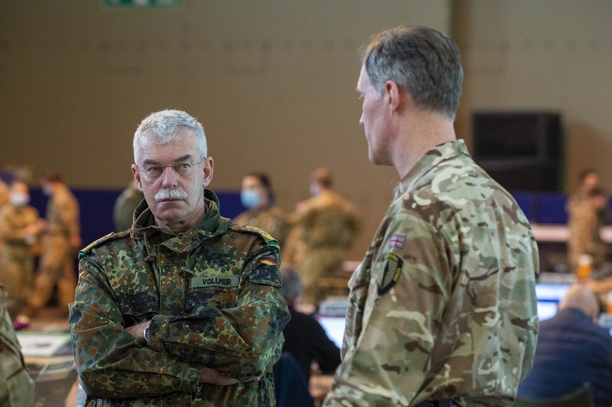 NATOJFCBS's tweet photo. Gen Vollmer, Commander @NATOJFCBS, met w/ SACEUR, Gen Wolters, during #LoyalLeda20: 

"This exercise has demonstrated @NATO's capabilities. The @HQARRC has successfully trained to command up to 1⃣2⃣0⃣,0⃣0⃣0⃣ personnel in support of NATO. This is a major contribution!"

#WeAreNATO https://t.co/u8q34tD7D7
