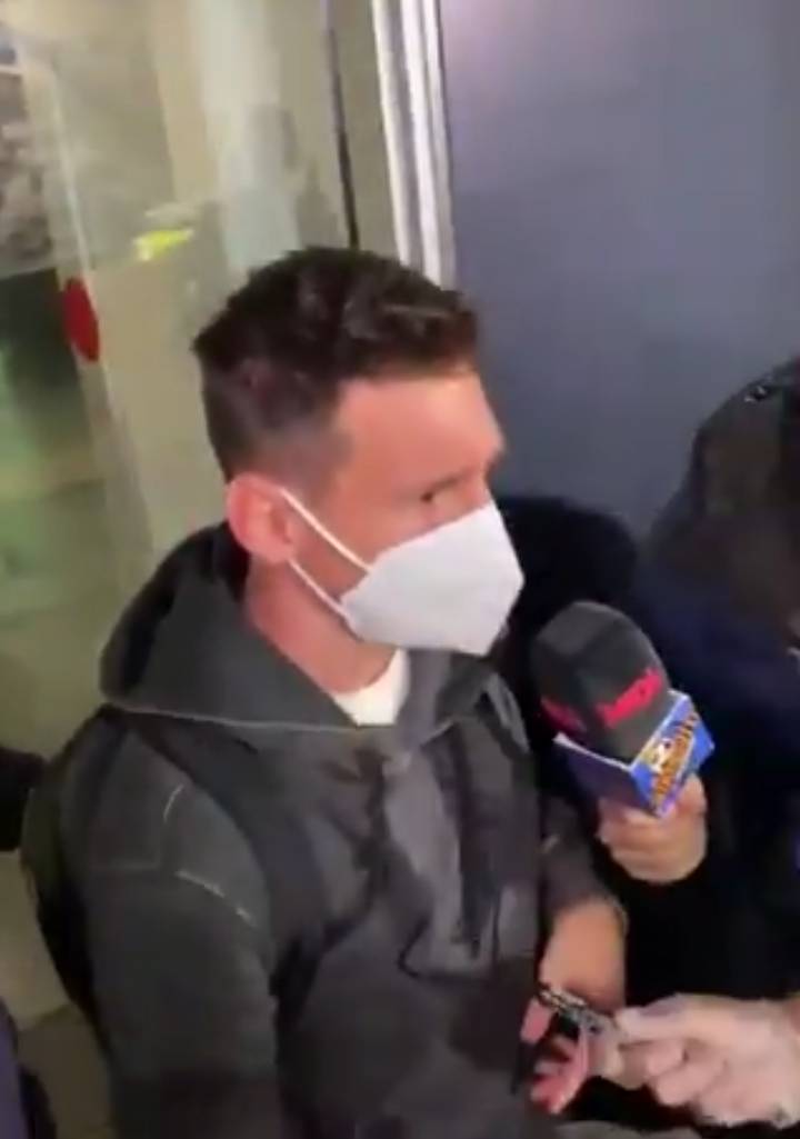 BarcaTimes's tweet photo. 🎙️[@tjuanmarti] | Messi reacts to the words of Griezmann's uncle- " I am already tired of being the problem of everything at the club"

😬😬 https://t.co/tOrVzuSTx3