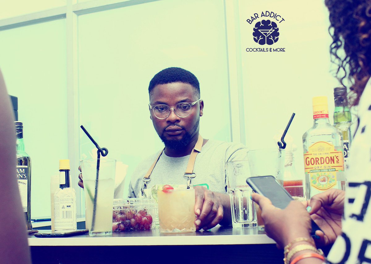 yomiayinde1's tweet photo. I missed my #shakers , Guests, colleagues and Vibes .
#mixologist #bartender #baraddict #cocktail #vendor #tb #liquor #ABT https://t.co/W6t3RKW1mj