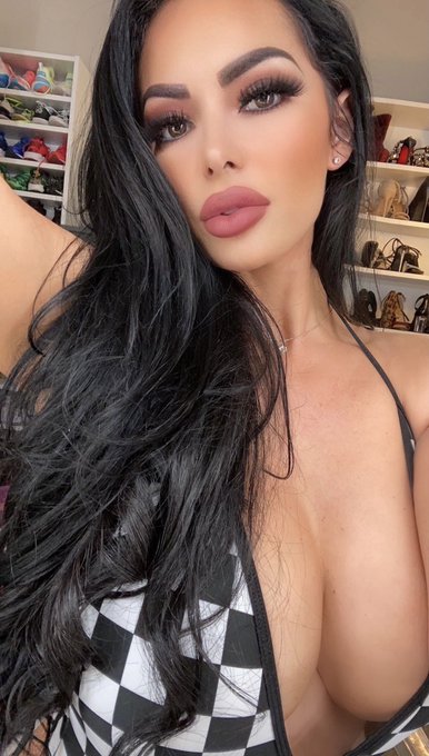 Watch Jenn Marie's leaked NSFW photo on TwXstars