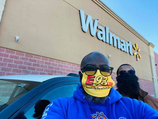 sirGR8NESS's tweet photo. We are getting ready!! Doing the final walkthrough for the BIG Drive-Thru Turkey Drive with Jayda and @E93Radio!! Next Monday starting at 3pm at Walmart on Montgomery Crossroad!! See you then!!! #500turkeys🦃 https://t.co/o6ixv0tRjH