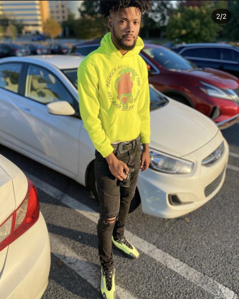 OG_MARCH's tweet photo. Closet need a airport🤣 https://t.co/tCfmmWs8sF