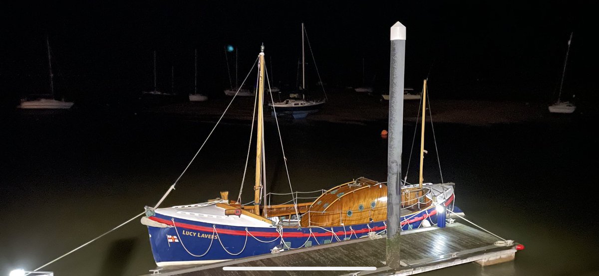 Wells Harbour Tours tweet media