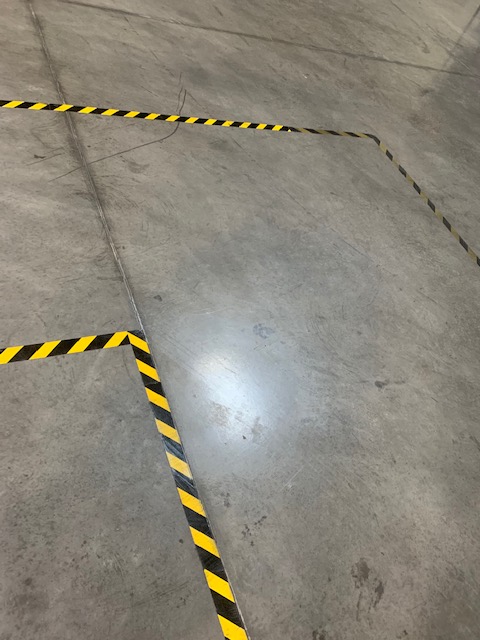 AlliedGraphite's tweet image. Pathways at our Mesa, AZ facility keep our science and production team on the straight and narrow. We’ve been building out so fast, we don’t want anyone getting lost! #graphitepurification #advancedmaterials #mesaaz #cleantech