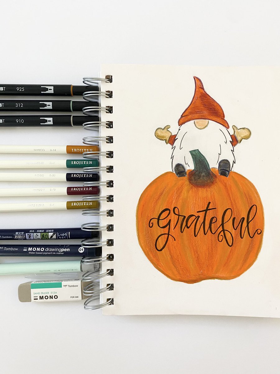 RemartArtStudio's tweet photo. Nisse Tomte Grateful π§‘
.
.
@tombowusa as always Iβm in love π with my creations and your products.
#tombowpro #remartartstudio #falllettering #letteringwithtombow #creativity #letteringpractice #tombowambassador https://t.co/fnW43DukVO