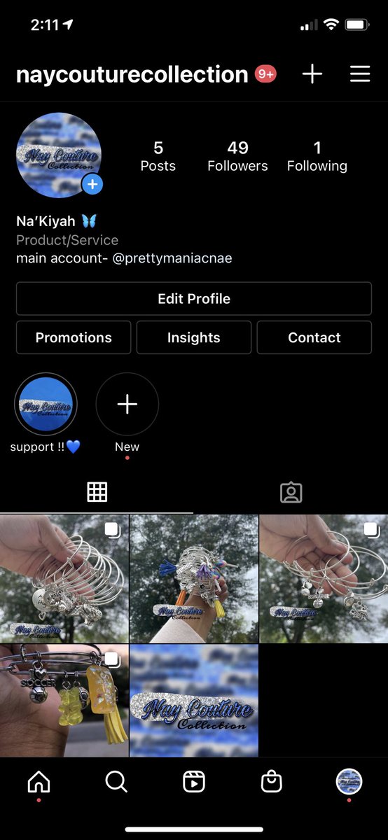 prettymaniacnae's tweet photo. follow my business page &amp; shop pls !!
@naycouturecollection 
#BlackOwnedBusiness 
only on Instagram,working on other social media platforms to promote my business ,stay tuned .💙 https://t.co/VbbyLmRS39