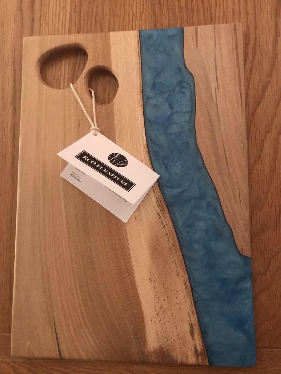 rcofurniture1's tweet photo. We re launching Pebble River Cheeseboard collection 43cm x30cm approx On thewebsite from tomorrow £55.Special introductory offer-free delivery Ayrshire. Call to order 07511 597 341 #shoplocal #KeepitLocalNA @Geraldos_Largs @tommyNtour @disayrshire @AyrshireChamber @alexgallagher2 https://t.co/46KvD0pTJd