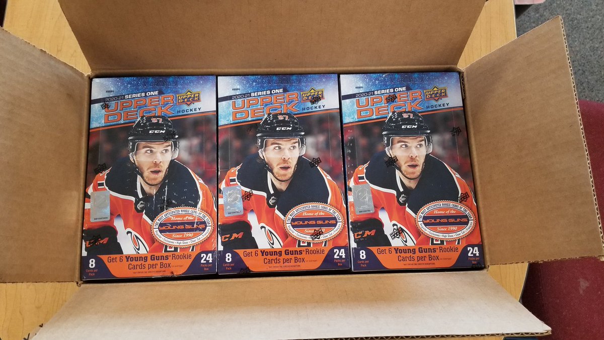 A great day to be an Upper Deck Hockey collector. UD series 1 is live @ the shop #YoungGuns #collectAlexis <a href="/UpperDeckSports/">Upper Deck</a>