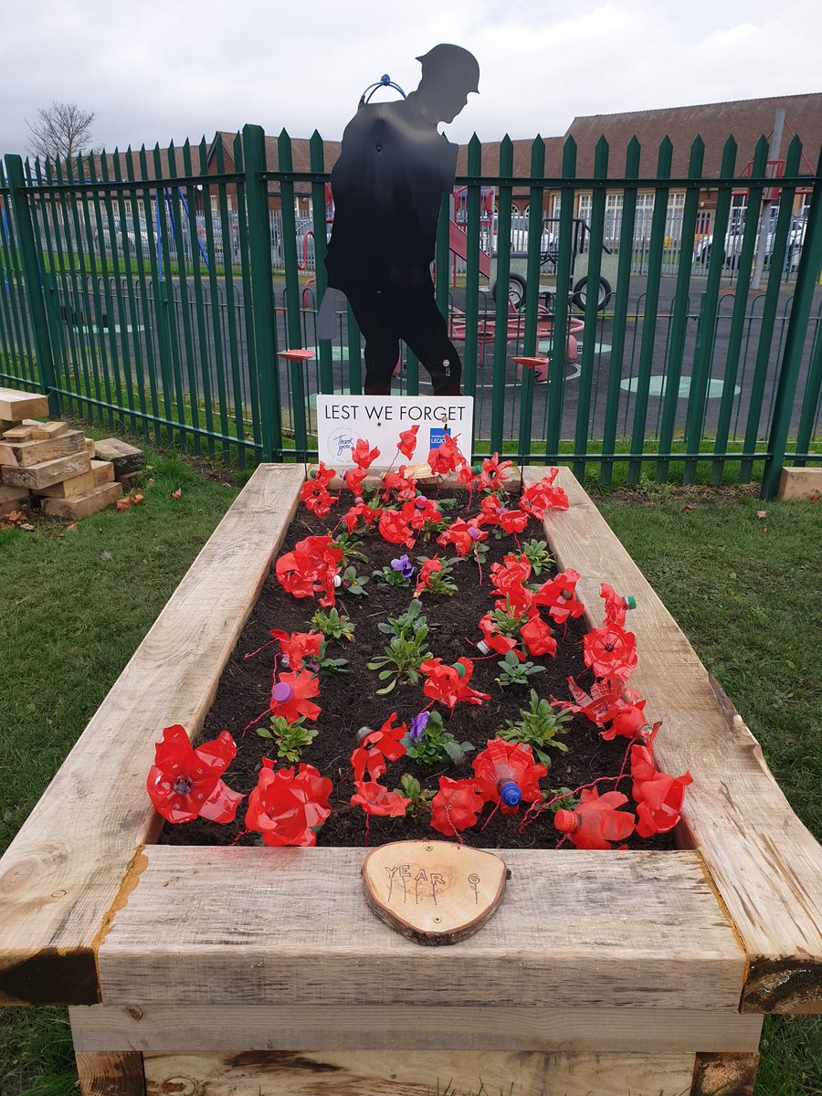 HTAdventureCo's tweet image. Working at @shieldrowschool today &amp;amp; look around the school grounds there are some great things happening around the school Lovely to see a #school really embracing #outdoorlearning #outdooreducation &amp;amp; using their grounds so well. Well done to all the staff #getkidsoutside