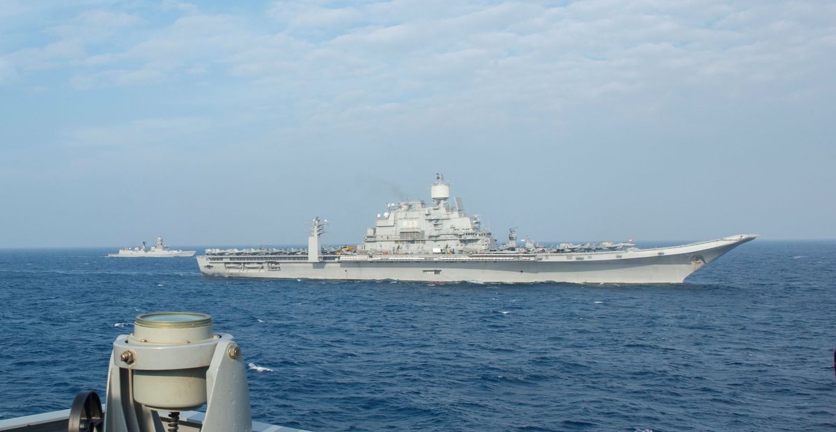 Another lewk for your  #WarshipWednesday. This is a cropped in view of a frame by MCSN Lang on DDG 104. Feast your eyes on that bow angle! And much less evil-looking than back in the old days, ref earlier pic 