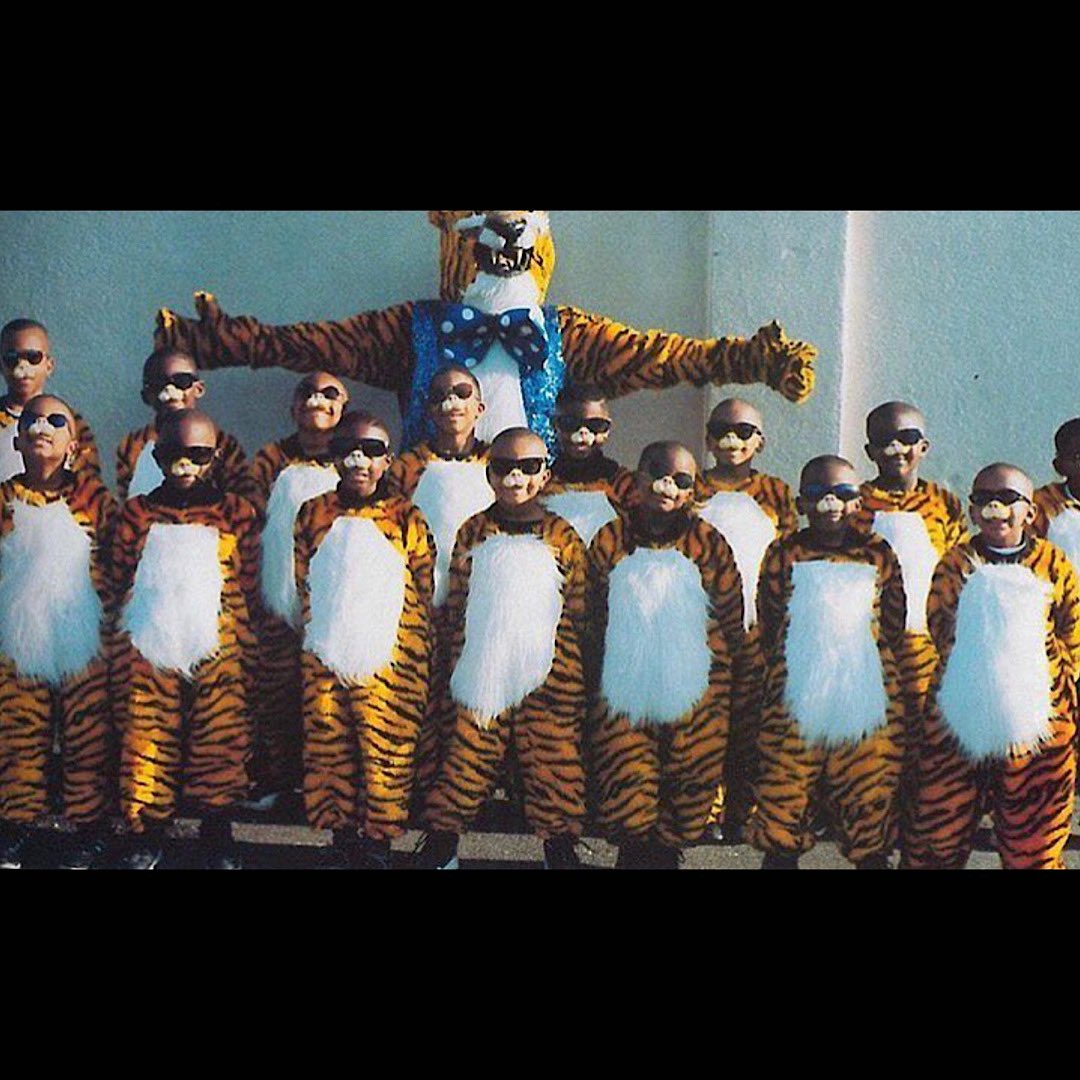 MBK_91's tweet image. Happy birthday to the GOAT. I love and miss you. I hope that I’ve made/am making you proud. I know if you were here you’d probably still be in that suit lol and still would be a beast at it. Keep looking over us and resting in peace. #HBDWavee #chapterinvisible #babytigeroriginal