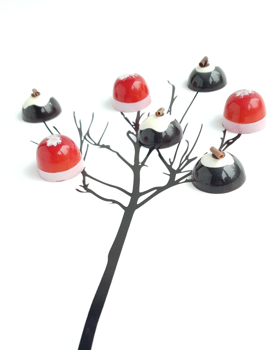 BFchocolates's tweet photo. There's no Christmas like a Christmas with fine chocolate. Discover our festive food today at https://t.co/fh4vFzmdrs ❤🍫 #Christmas #gifts https://t.co/geCw2MlV6y