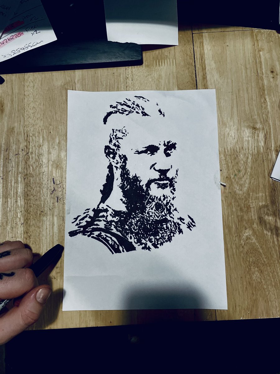JipseeMark's tweet photo. My drawing of #ragnar  @Travis_F_Tweets https://t.co/2zg67mWzuc