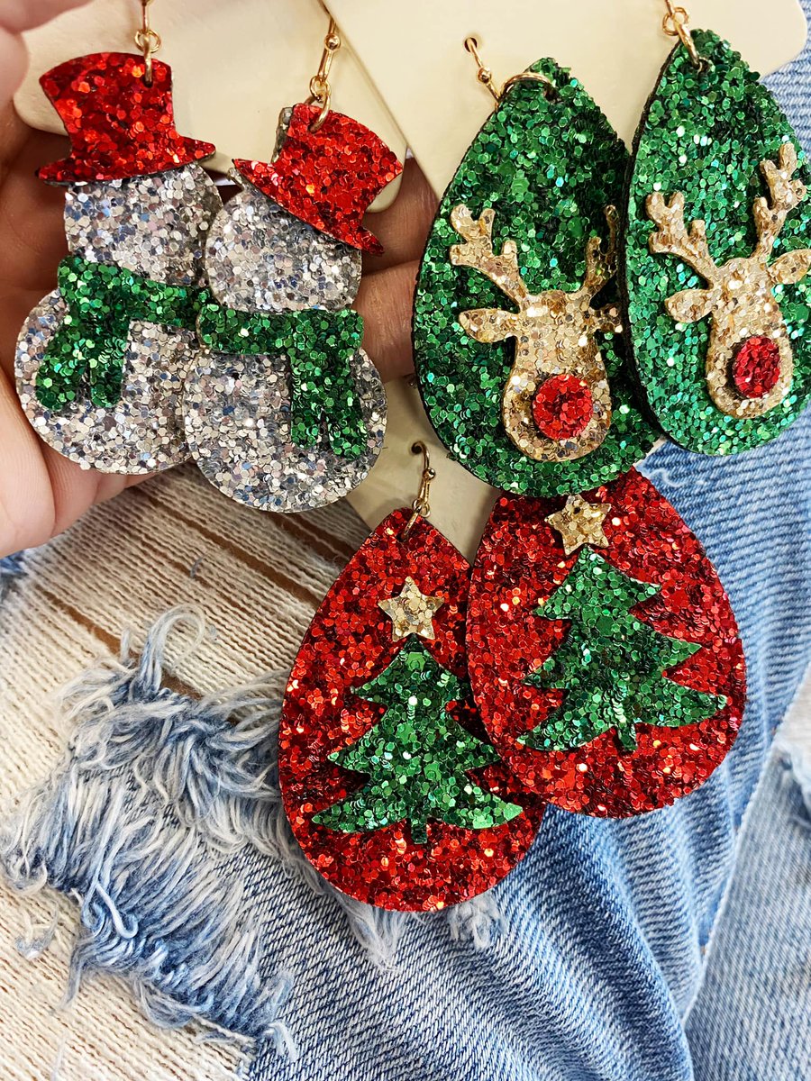 Prep_obsessed's tweet photo. The holidays just got a whoooole lot shinier ✨✨

https://t.co/h2cv4KiFJb https://t.co/0Xl7lelS2F