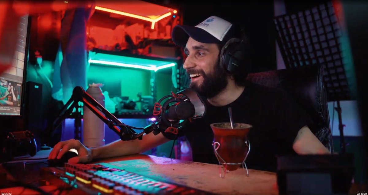 jpbrach's tweet image. #SetupGP Mi querido @BoffeGP te mando mi Setup en #ModoOscuro que lo uso para Gaming/Stream y #ModoLuz para IRL mas &quot;serio&quot; y videos de Youtube!!