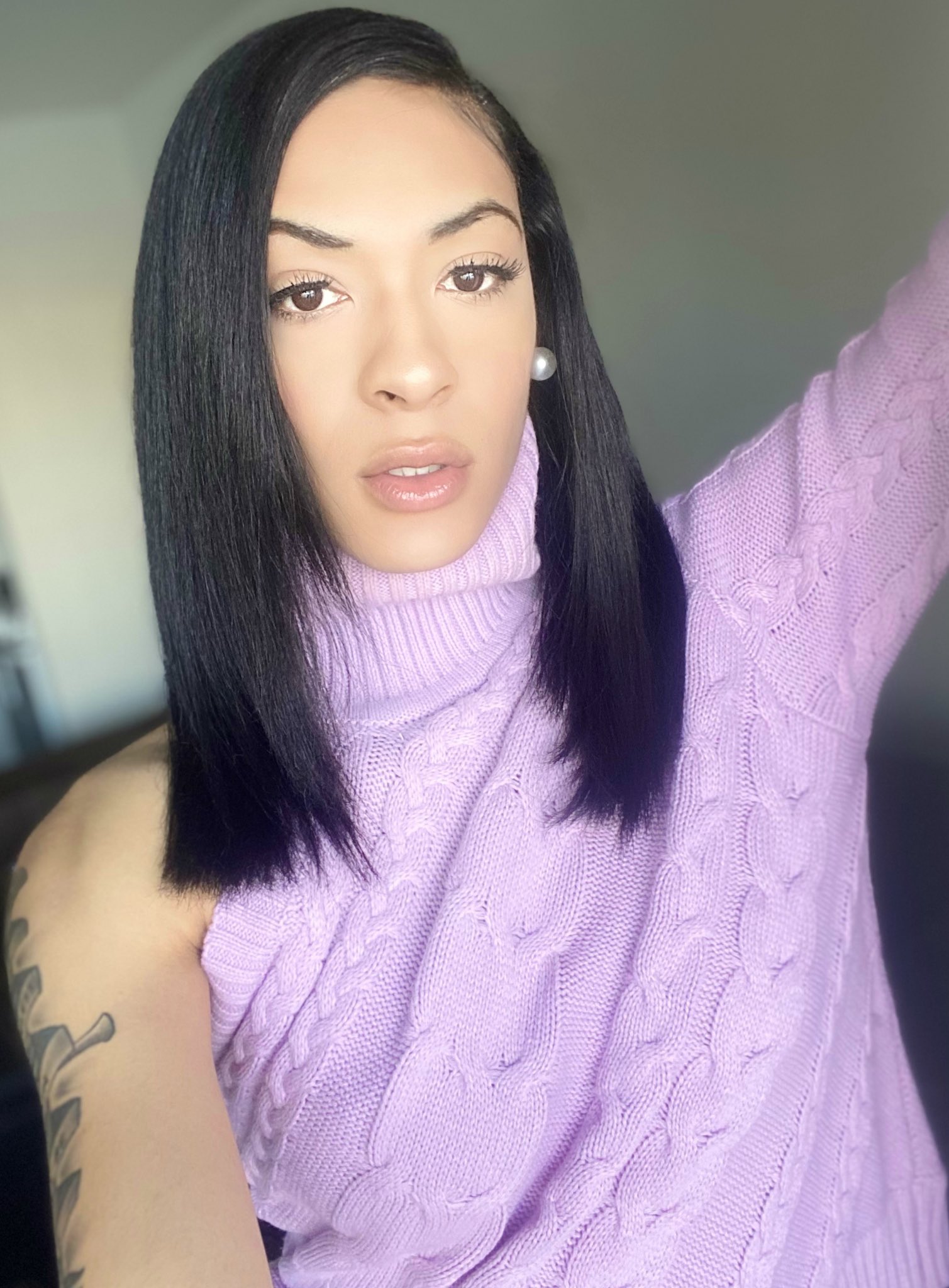 TW Pornstars - 1 pic. Itsbambii. Twitter.