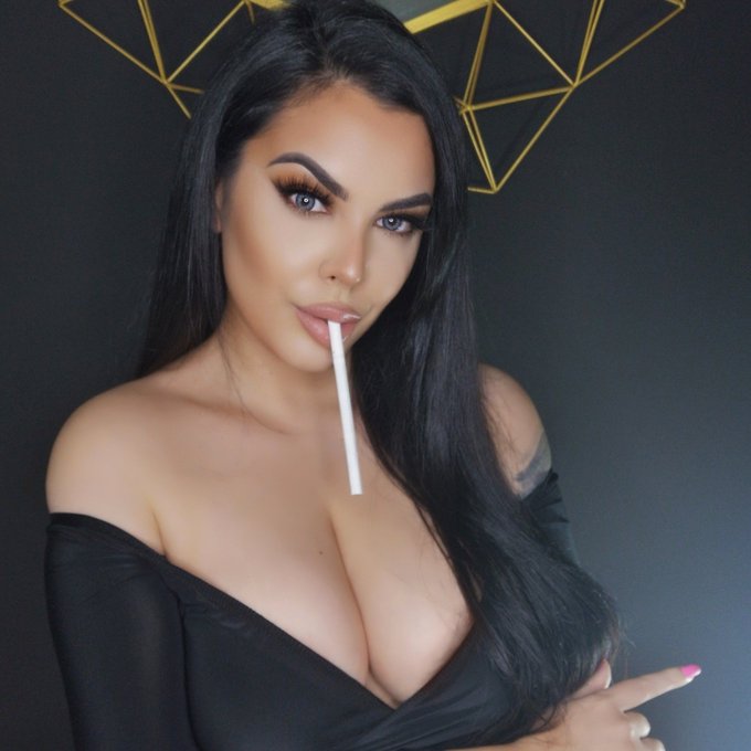 Oh hi https://t.co/bZtLVDahOV<a href="/tag/smoking"class="tags"><span>#smoking</span></a><a href="/tag/fetish"class="tags"><span>#fetish</span></a><a href="/tag/sexysmoker"class="tags"><span>#sexysmoker</span></a><a href="/tag/smokinghandjob%20"class="tags"><span>#smokinghandjob </span></a>