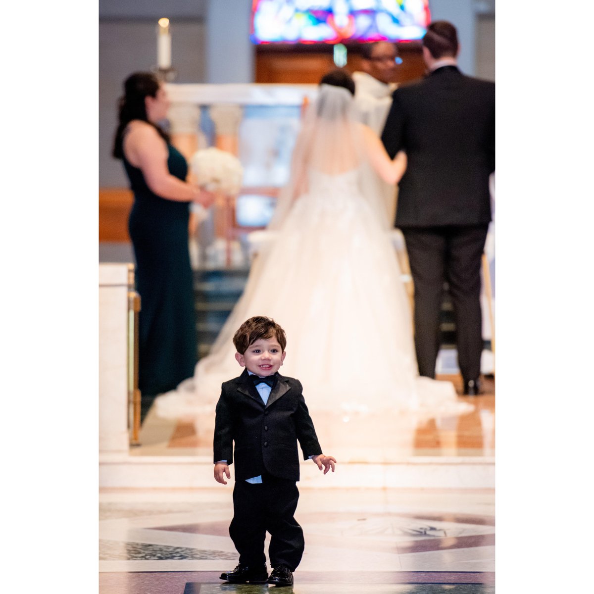 HoffmanEvents's tweet photo. From here on out groomsmen are to be ages 5 and under 😋 My smile was as big as our little friend’s here for the beautiful couple ❤️ Thank you Katherine &amp; Cosmo for sharing your special day with me! #katherineandcosmo #bobhoffmanphotography #bobhoffmanvideo #weddingphotography https://t.co/u8T0P2yYQY