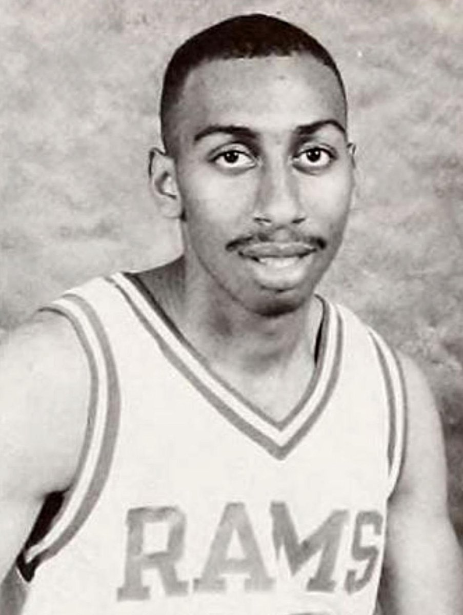 C_Herb94's tweet photo. @MacNCheeasy @stephenasmith @Shady00018 My man was nothing to play with as the only senior on the rams JV team https://t.co/atIem2jerK