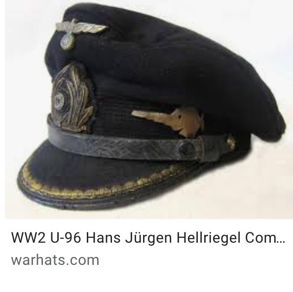 Grnfink2's tweet photo. Alle kennen U 96 aus dem Film „Das Boot“. Einer der Kommandanten war Hans Jürgen #Hellriegel. Er fiel 1944 mit seiner Besatzung von U 543 auf Feindfahrt. Auf dem Kieler Nordfriedhof gedenkt ein Stein an ihn. Seine Mütze ist heute noch als Repro zu kaufen.
https://t.co/c3ZFNWLzeo https://t.co/eNvYBuZxOV