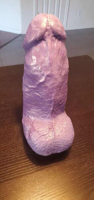 Wooo our XXXL Clyde from @hankeystoys arrived! I love this lavender marble ❤❤❤  Once again, I'm scared<a class="tags" href="/tag/hankeystoys">@hankeystoys</a><a href="/tag/gape"class="tags"><span>#gape</span></a><a href="/tag/fisting"class="tags"><span>#fisting</span></a><a href="/tag/gapedhole"class="tags"><span>#gapedhole</span></a>