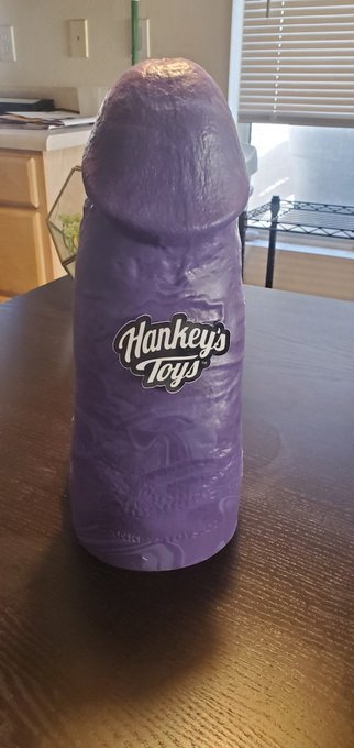 Wooo our XXXL Clyde from @hankeystoys arrived! I love this lavender marble ❤❤❤  Once again, I'm scared<a class="tags" href="/tag/hankeystoys">@hankeystoys</a><a href="/tag/gape"class="tags"><span>#gape</span></a><a href="/tag/fisting"class="tags"><span>#fisting</span></a><a href="/tag/gapedhole"class="tags"><span>#gapedhole</span></a>