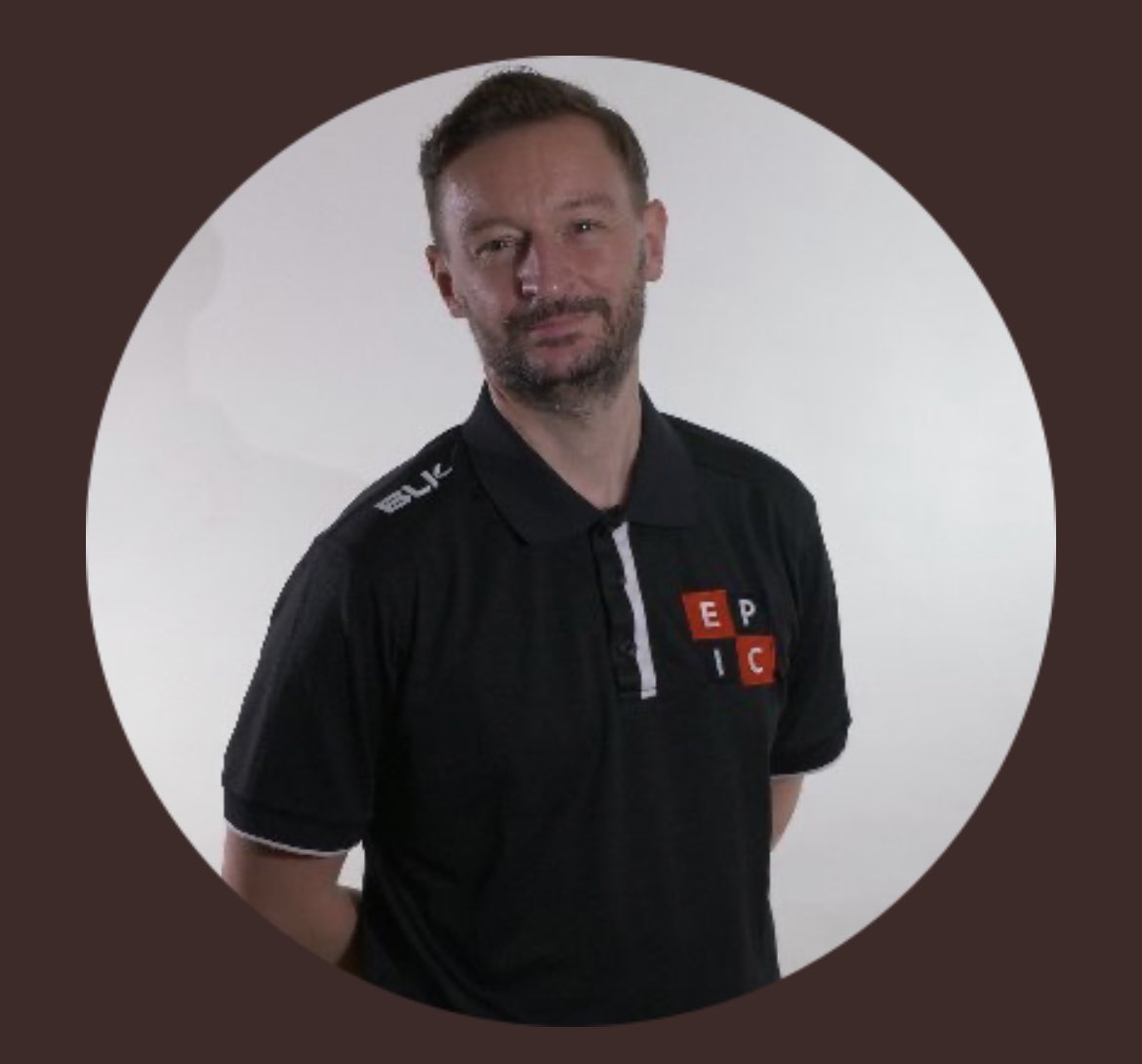 Prob_GamNI's tweet photo. 🎙🎙

A remarkable Live tonight with @AndyMargett sharing his personal story about how Gambling changed his life firstly for the worst then in recovery for the better..

A must watch for anyone out there struggling.

There is hope 🙏 
⬇️
https://t.co/t0qgIsbEDM https://t.co/l2FscLFyKE