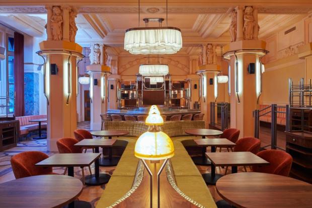And, apparently, here is the RMS Titanic inspiring dining room. To be frank....