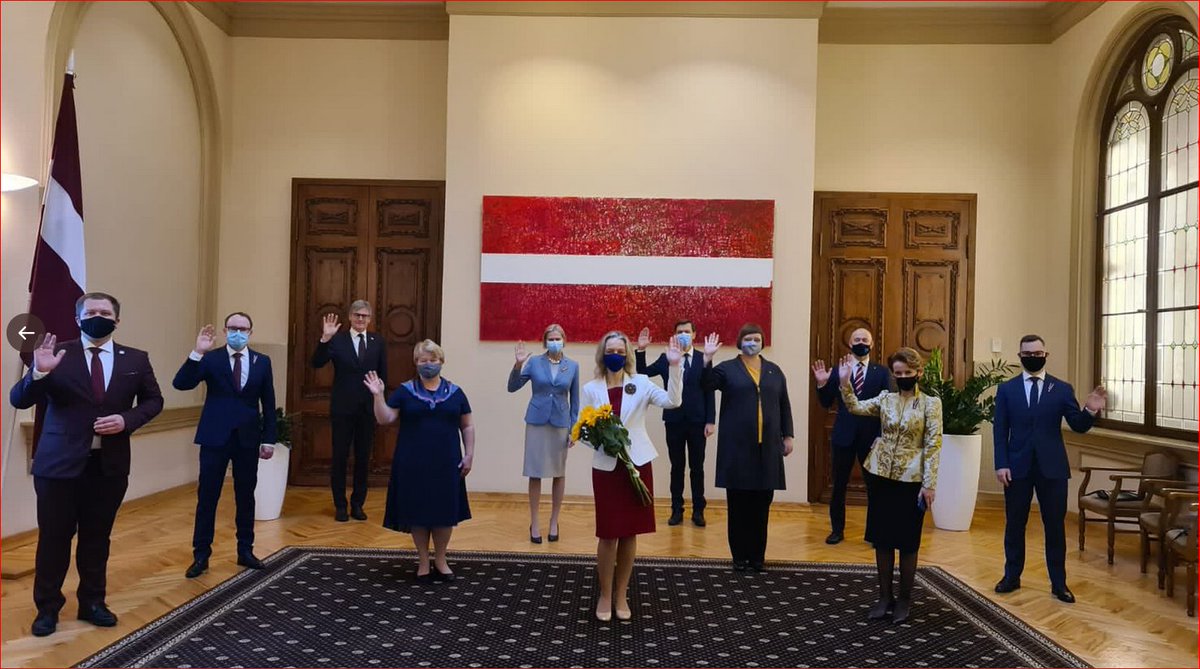 IvetaBuike's tweet photo. Kad izskrēji tikai uz brītiņu pēc piena, bet ātrumā sajauci durvis... #maskas #Covid19 https://t.co/aIGbHmfpdr