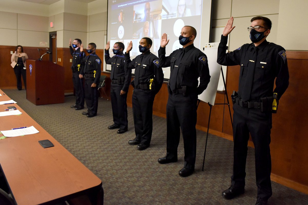 southbendpolice's tweet photo. We had 6 officers sworn in today! Please welcome Officer John Bies, Officer Jalen Lee, Officer Larry Harris, Officer Jalin Diggins, Officer Elijah Tyler and Officer Joe Cole.

Welcome to the team, we are so excited to have you all! https://t.co/d9F83vcShP