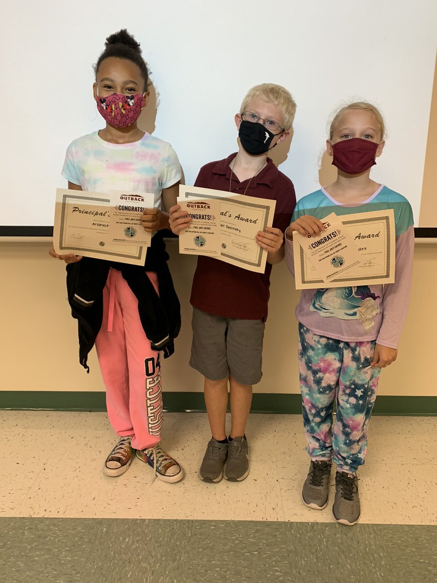 MsDemaris3's tweet image. Honor Roll and Principal’s List students 🥳🥳🥳🤗 #manateesmakeithappen