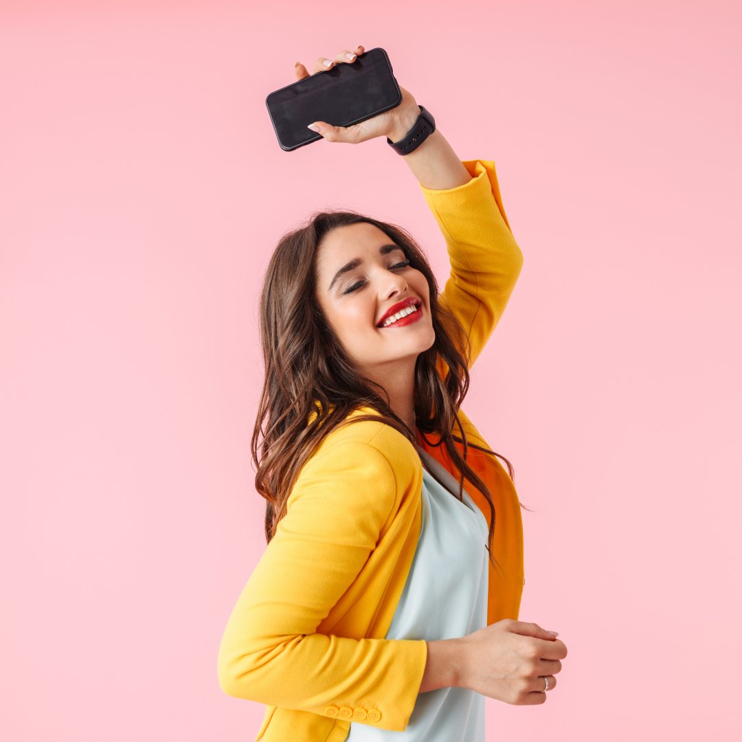LibertyWireles's tweet photo. You when we see how much money you're saving after switching to Liberty Wireless! https://t.co/BjPI9hDztm