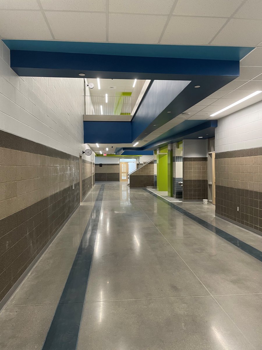JRA_Architects's tweet photo. Just a small sample of the fun colors and open spaces at new Lincoln Trail Elementary School! 

#JRAArchitects #JRADesigns #EnlivenedDesign https://t.co/rC7ygTOlD9