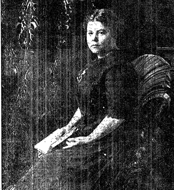 In the midst of her journalistic career, she also pursued a course in  #socialwork at the Boston School for Social Workers, then a collaboration between Simmons College and Harvard University. She graduated in 1907.11/