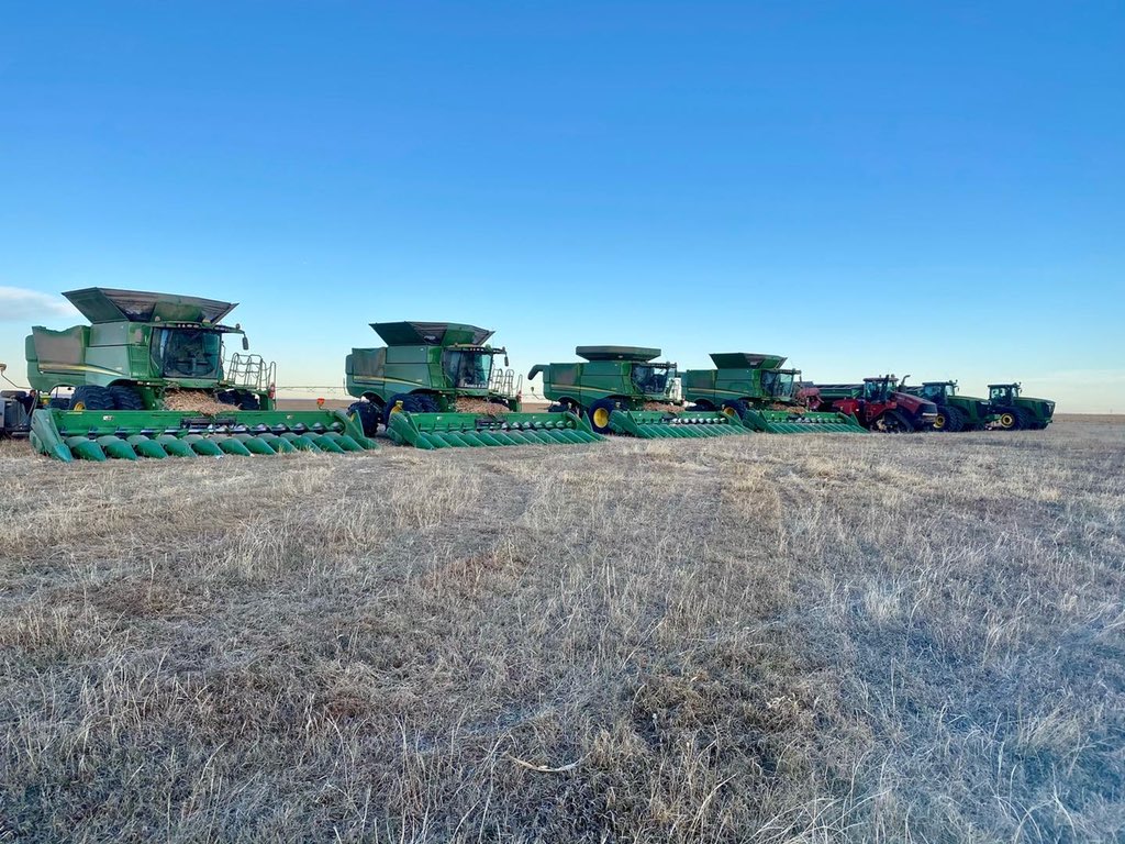 pgfarmsinc's tweet photo. As we reflect on harvest ‘20 there is a lot to be thankful for. Good weather, a tremendous crew who sacrificed long hours in fields, and safely getting this years crop to market and to the bins. Reflection brings growth and will help us plan for 2021. https://t.co/5WCsPMAp1i