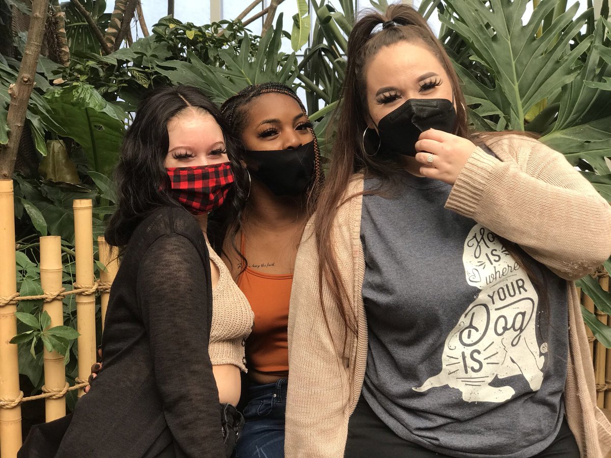 httx_lulu's tweet photo. Bachelorette Weekend was a HUGE Success &amp; NOWWW

23 Days until I marry the man of my dreams!❤️ #DoublingDougan https://t.co/mp2k0ySgeB